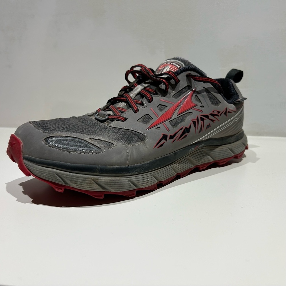 Altra Men’s Lonepeak Trail shoes - Size 10.5